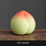 Yixing tea pet van zisha-klei, handgemaakt — Groene perzik